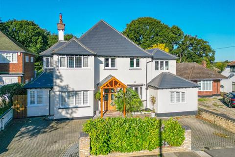 6 bedroom detached house for sale, SOUTHBOURNE GROVE, Westcliff-On-Sea