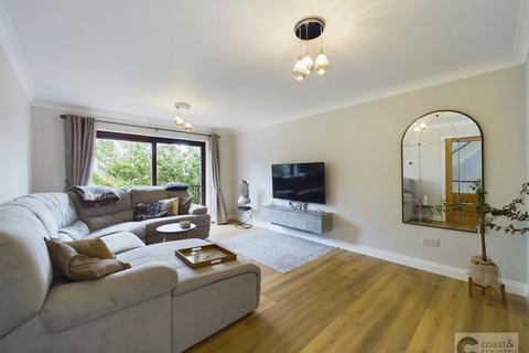 5 bedroom detached house for sale, Willow Close, Newton Abbot