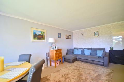 2 bedroom flat for sale, Chessington Road, Epsom KT17