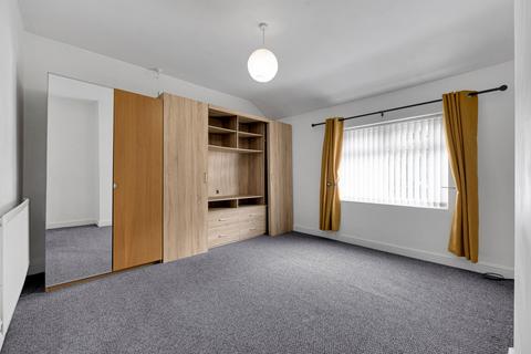 10 Naylor Road, Widnes, WA8 0BS