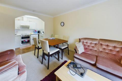 2 bedroom apartment for sale, Regency Court, Hemel Hempstead