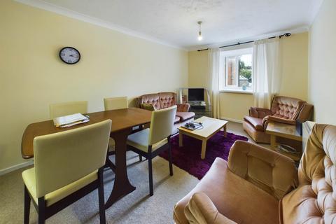 2 bedroom apartment for sale, Regency Court, Hemel Hempstead