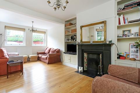 4 bedroom detached house for sale, Farnborough Road, Farnham, Surrey, GU9