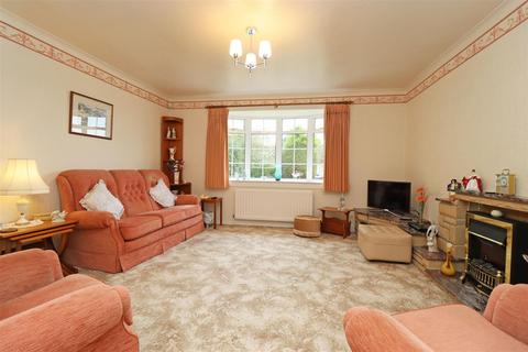 3 bedroom detached bungalow for sale, Playlin Close, Yarm TS15 9SW