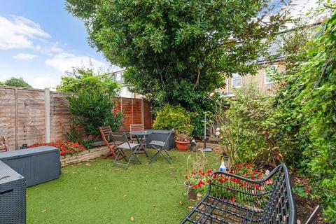 39 Northfield Road, London, W13 9SY