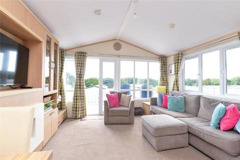 2 bedroom park home for sale, Seabreeze, Shorefield Country Park, Downton, Hampshire, SO41