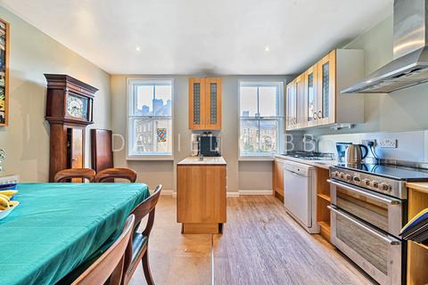 2 bedroom flat for sale, Lambeth Road, London, SE1