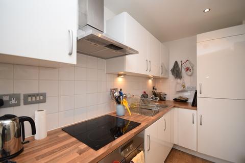 Studio to rent, Greatorex Street London E1