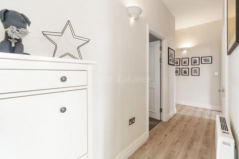 1 bedroom flat for sale, Roussel Street, St. Helier, Jersey. JE2 3EP