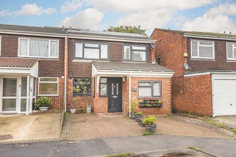 4 bedroom semi-detached house for sale, Balmoral Close, Burnham SL1