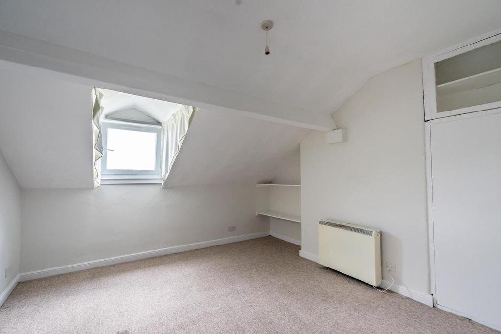 Flat 3 (2).jpg