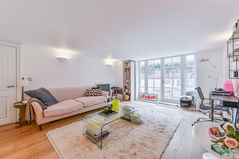 1 bedroom flat for sale, Battersea Park Road, Battersea Park, London, SW11