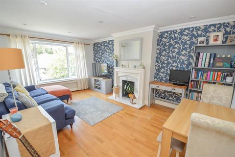 43 Hammonds Lane, Great Warley, Brentwood, CM13 3AH