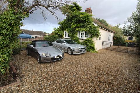 2 bedroom bungalow for sale, Ethelbert Road, Ashingdon, Essex, SS4