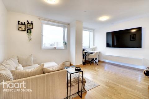 1 bedroom flat for sale, Southchurch Avenue, Southend-on-Sea