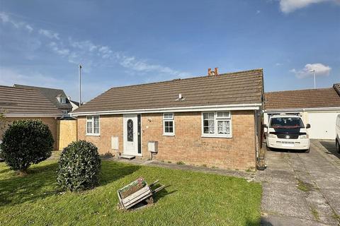 2 bedroom detached bungalow for sale, Church View Road, Probus