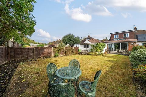 4 bedroom bungalow for sale, Selbourne Avenue, New Haw, KT15