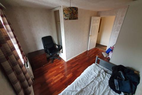 4 bedroom terraced house for sale, 67 Kings Drive, Edgware, Middlesex, HA8 8EF