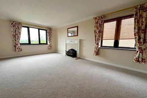 1 bedroom apartment to rent, Station Road, Pulborough, RH20