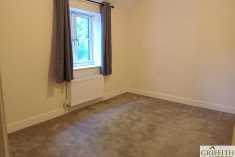 22 Cam Pitch, Cam, Dursley, GL11 5JX