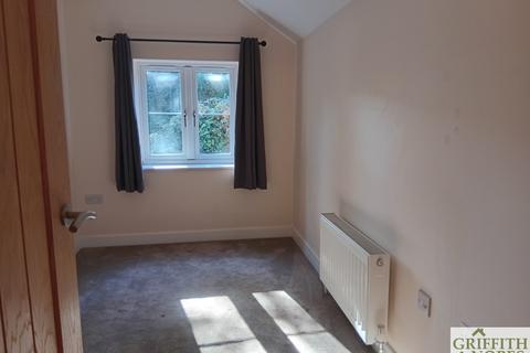 22 Cam Pitch, Cam, Dursley, GL11 5JX