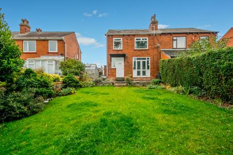 3 bedroom semi-detached house for sale, Hill Crescent, Birstall, West Yorkshire, WF17