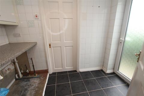 3 bedroom terraced house to rent, Tennyson Street, Town Centre, Swindon, SN1