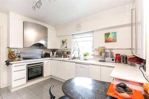 3 bedroom flat to rent, Clarence Terrace, Regents Park, London