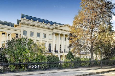 3 bedroom flat to rent, Clarence Terrace, Regents Park, London