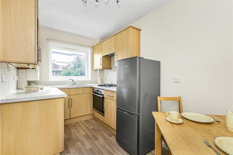 1 bedroom apartment for sale, Relko Gardens, Sutton