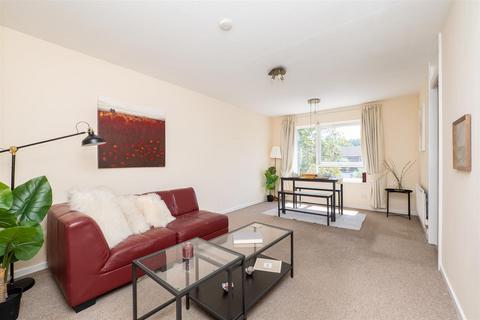 1 bedroom apartment for sale, Relko Gardens, Sutton