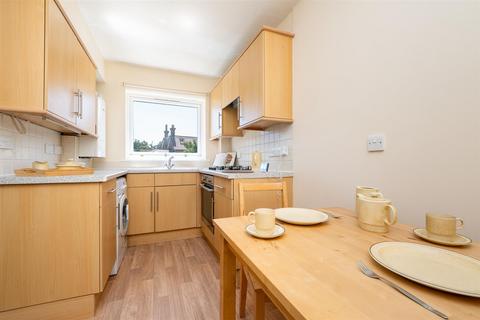 1 bedroom apartment for sale, Relko Gardens, Sutton