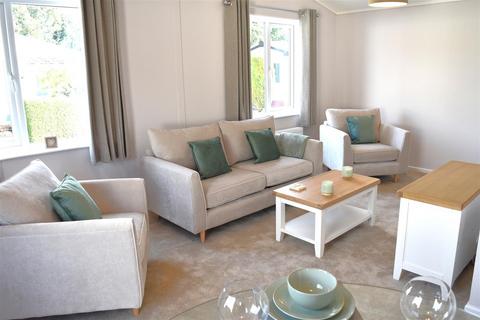 2 bedroom park home for sale, Quarry Moor Park, Harrogate Road, Ripon