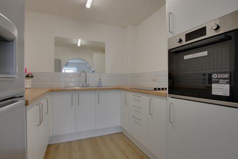 1 bedroom flat for sale, Norfolk House, Bellair Road, Havant