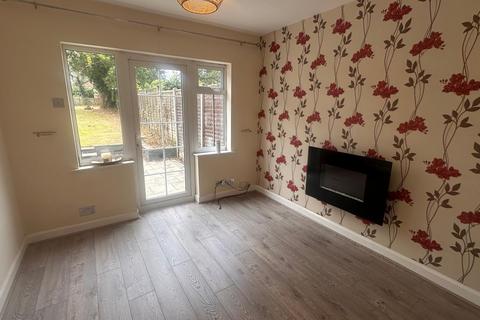 2 bedroom semi-detached house to rent, Blythsford Road, Solihull B28