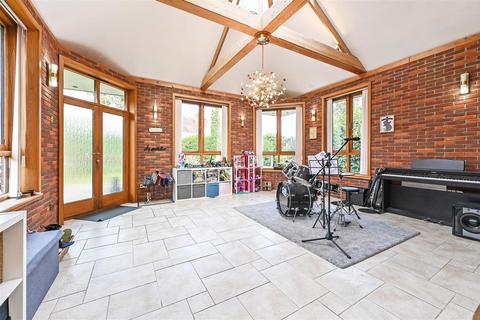 4 bedroom detached house for sale, Bow Lane, Romsey, Hampshire