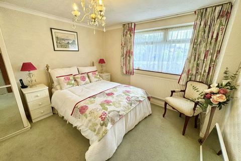 50 Bronte Farm Road, Shirley, Solihull, B90 3DF
