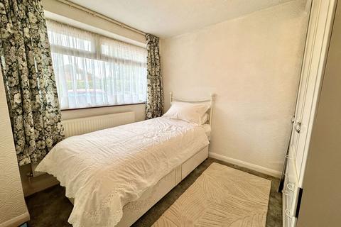 50 Bronte Farm Road, Shirley, Solihull, B90 3DF