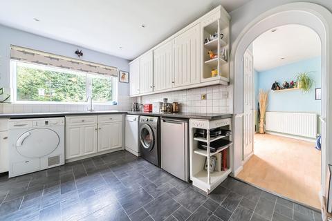 4 bedroom semi-detached house for sale, Willow Park, Sevenoaks TN14