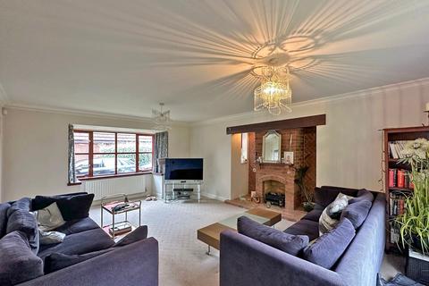 5 bedroom detached house for sale, Hellier Drive, Wombourne, WV5