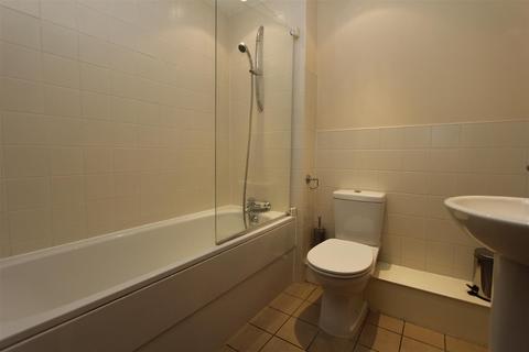 2 bedroom flat for sale, Velocity West, City Walk