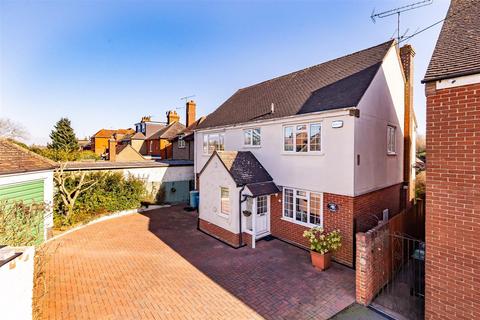 4 bedroom detached house for sale, Church Lane, North Weald