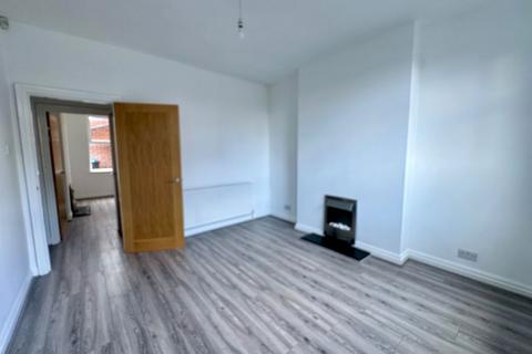 2 bedroom terraced house to rent, Hampton Street, Dudley DY2