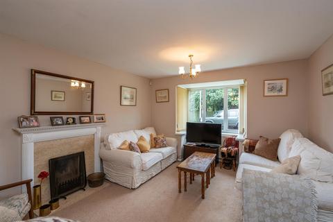 4 bedroom detached house for sale, Rose Court, Northall Road, Eaton Bray, LU6 2RS