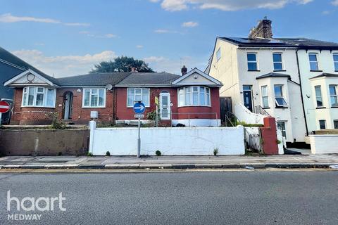 40 Cuxton Road, Rochester, ME2 2DA