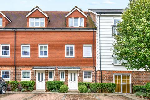 3 bedroom terraced house for sale, Eden Road, Sevenoaks TN14