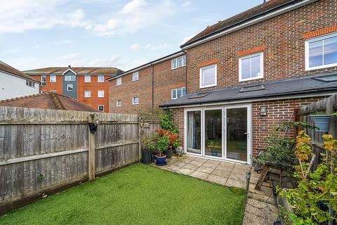 3 bedroom terraced house for sale, Eden Road, Sevenoaks TN14