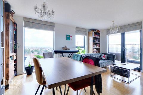 2 bedroom flat for sale, High Road, HA9