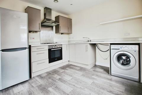 2 bedroom apartment for sale, Kingsway Gardens, West Yorkshire, Ossett, WF5