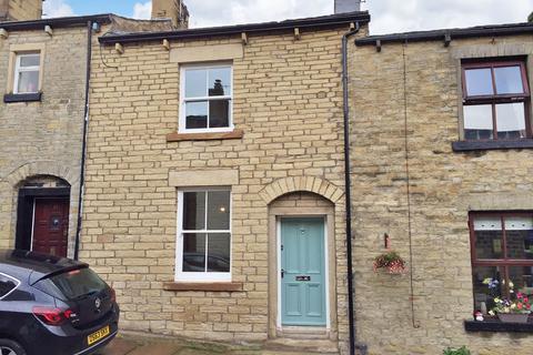 2 bedroom terraced house to rent, Kings Street, Skipton, BD23